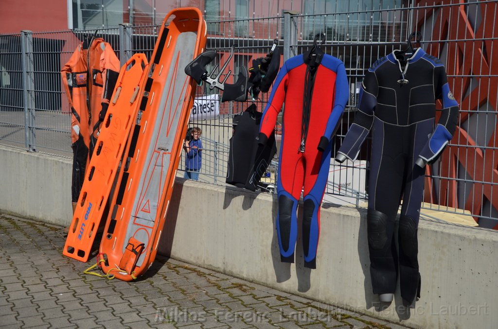 Tag der Offenen Tuer BF Koeln Weidenpesch Scheibenstr P009.JPG